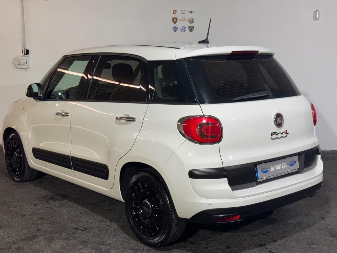 Fiat 500L Pro 1.6 MJT 120CV Mirror