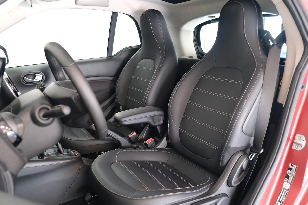 Smart ForTwo Coupe' EQ Prime Racingred IVA Esposta