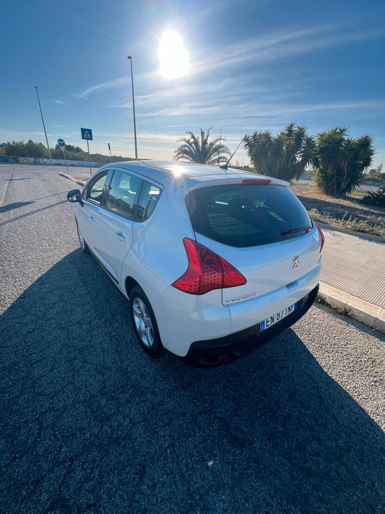 Peugeot 3008 1.6 e-HDi 115CV cambio aut. Active