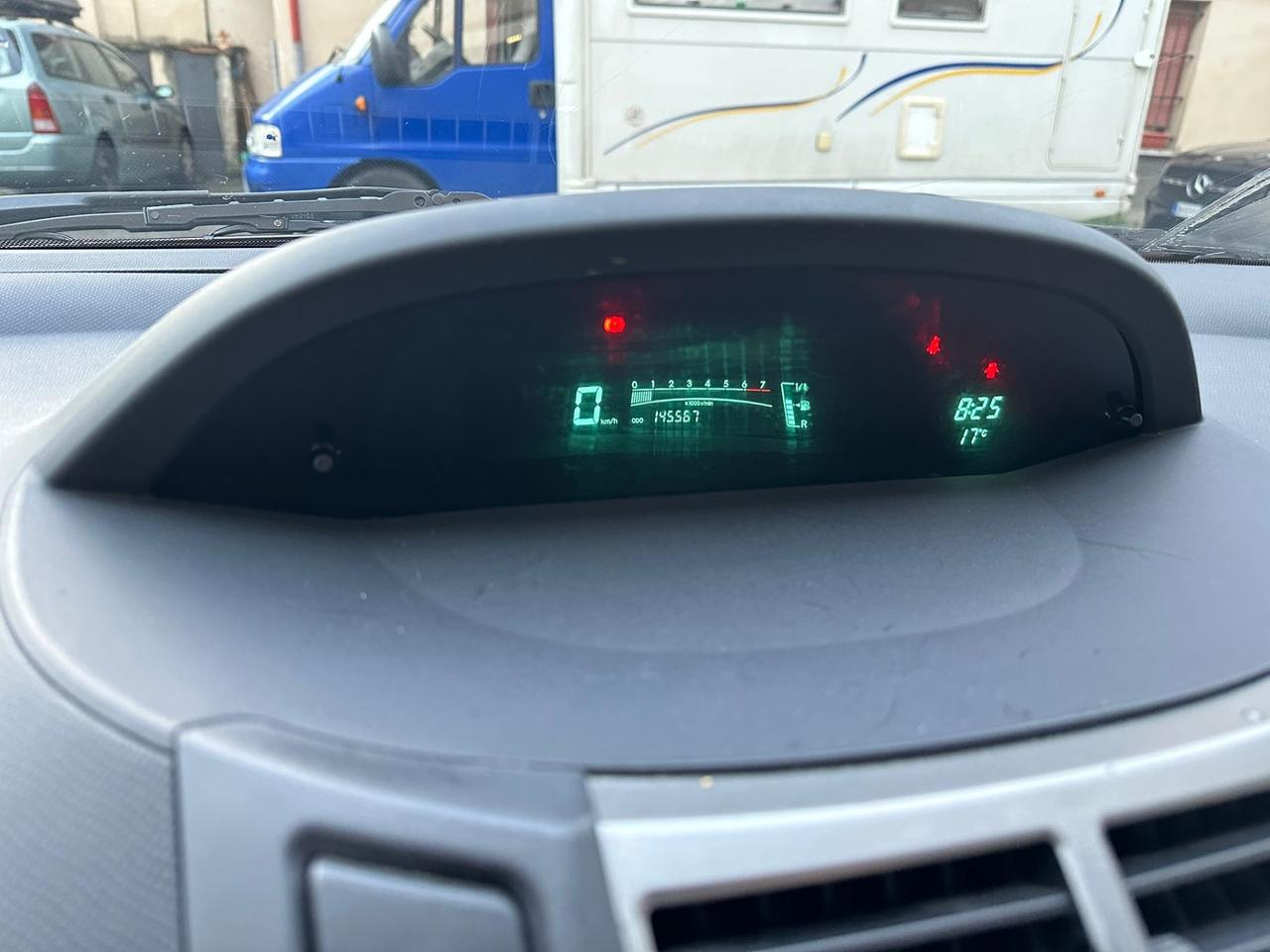 Toyota Yaris 1.0 5 porte Now