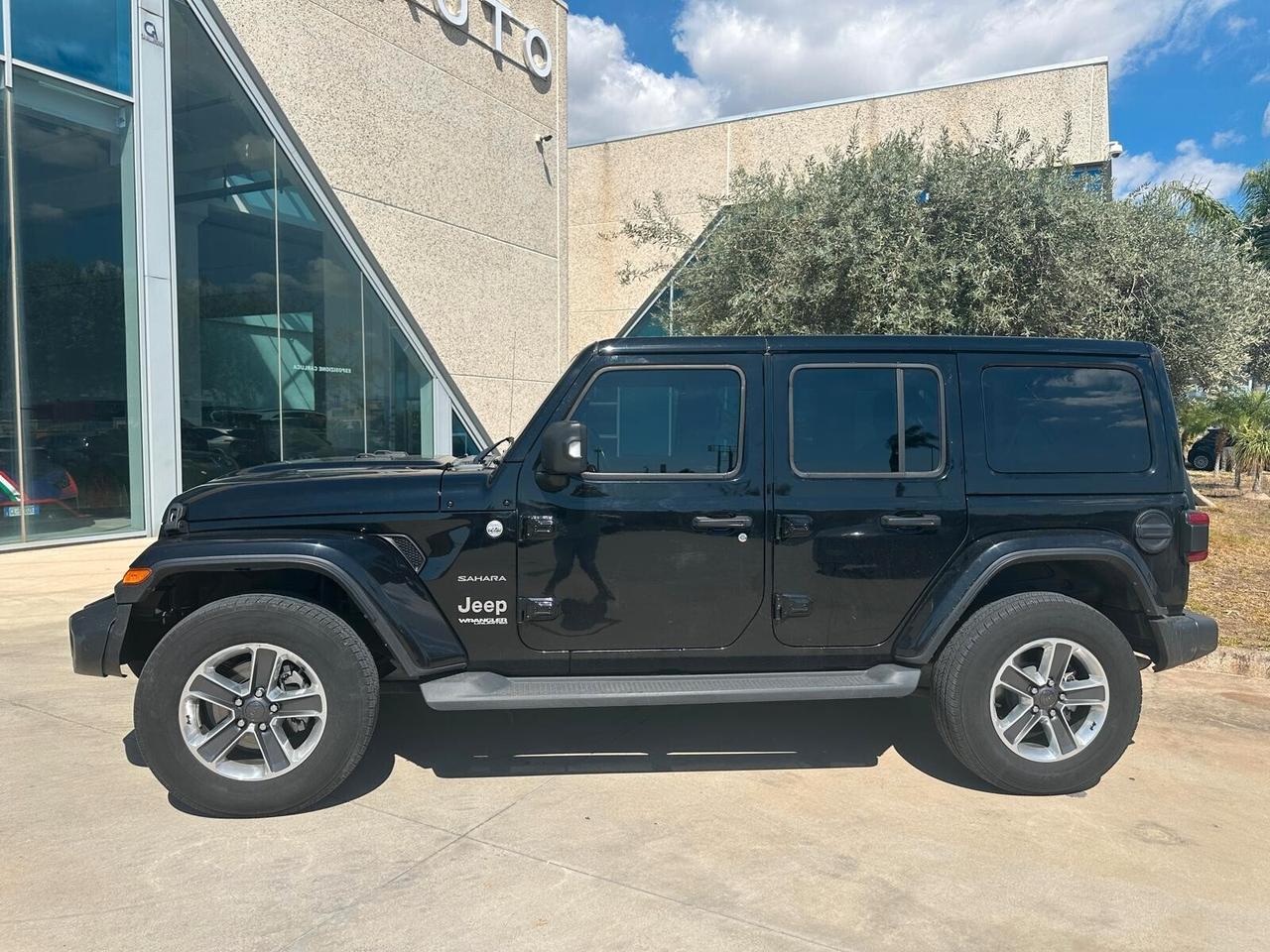 Jeep Wrangler 2.2 Mjt Sahara possibilità noleggio no scoring