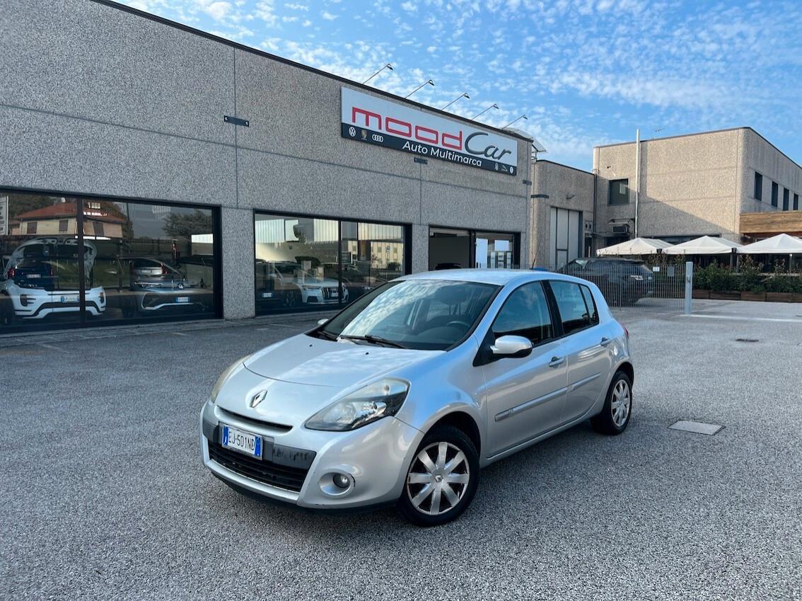 Renault Clio 5p 1.2 16v 75cv - NEOPATENTATI