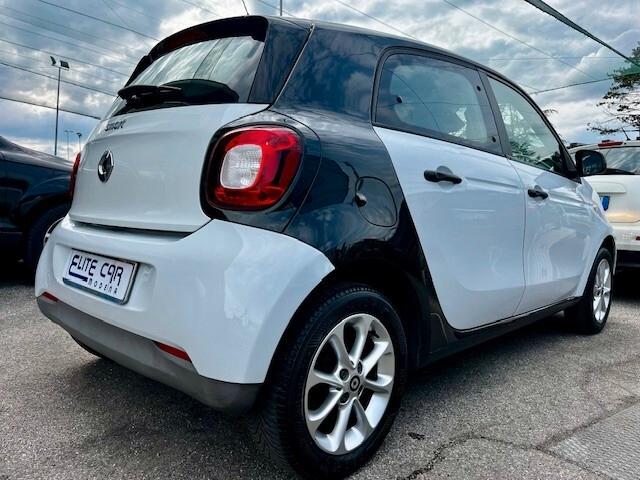 Smart ForFour 1.0 Youngster 71cv "CRUIECE C. / BLUETOOTH / S&S "