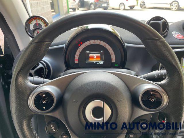 SMART ForTwo EQ BERLIN BLACK AUTOMATICA NAVI TETTO PANORAMICO