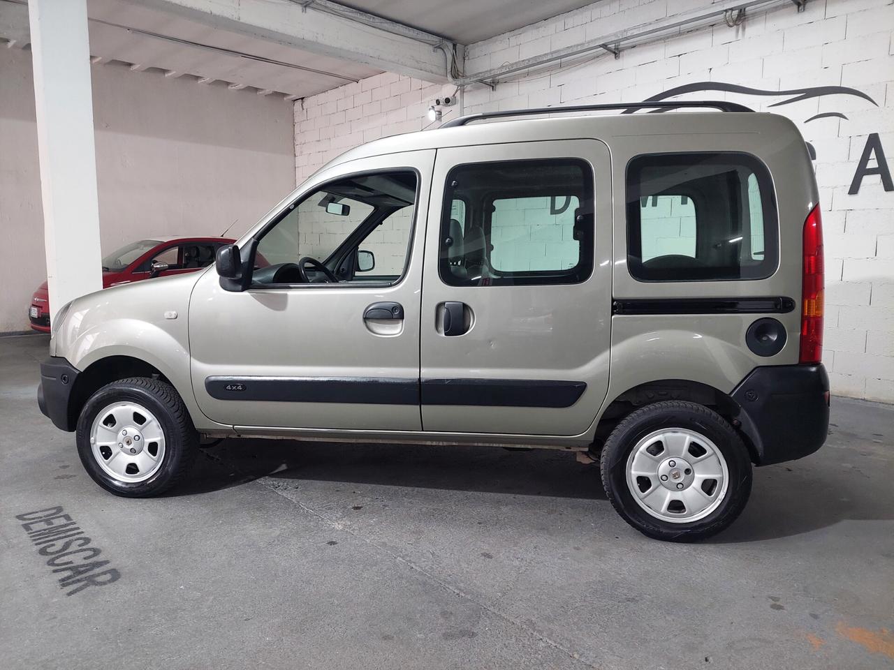 Renault Kangoo 1.6 16V 4x4 5p. Luxe