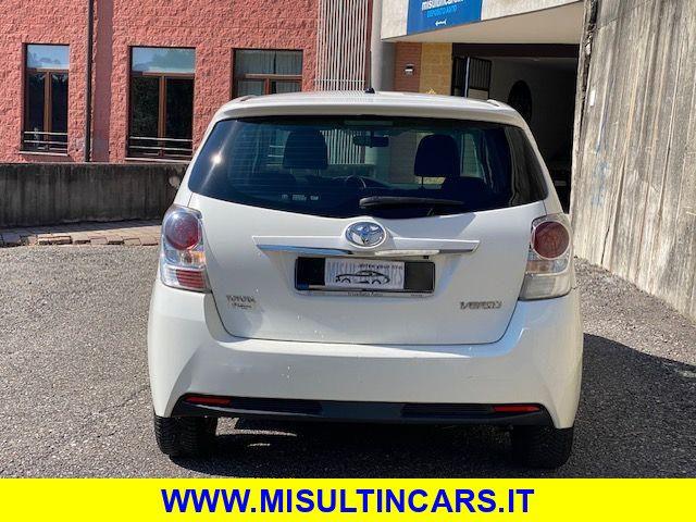 TOYOTA Verso 1.6 D-4D Active, Neopatentati