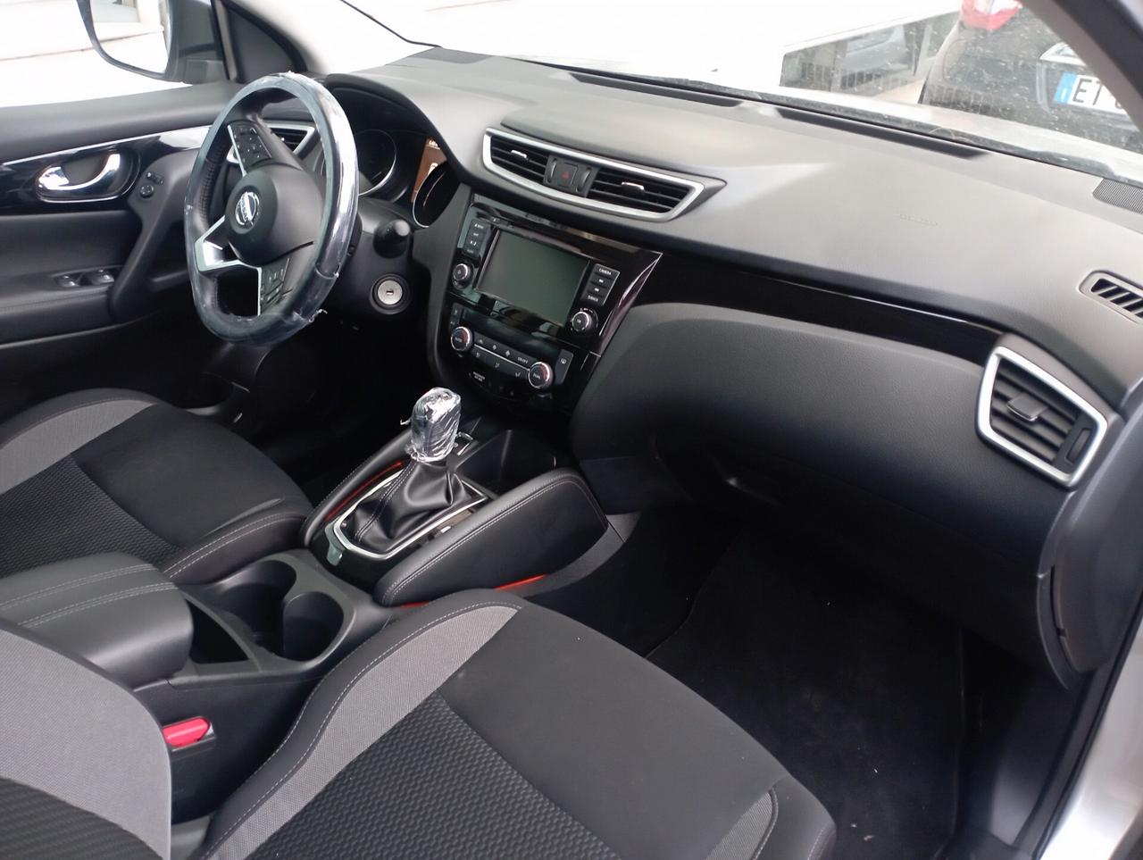 Nissan Qashqai 1.5 dCi Tekna