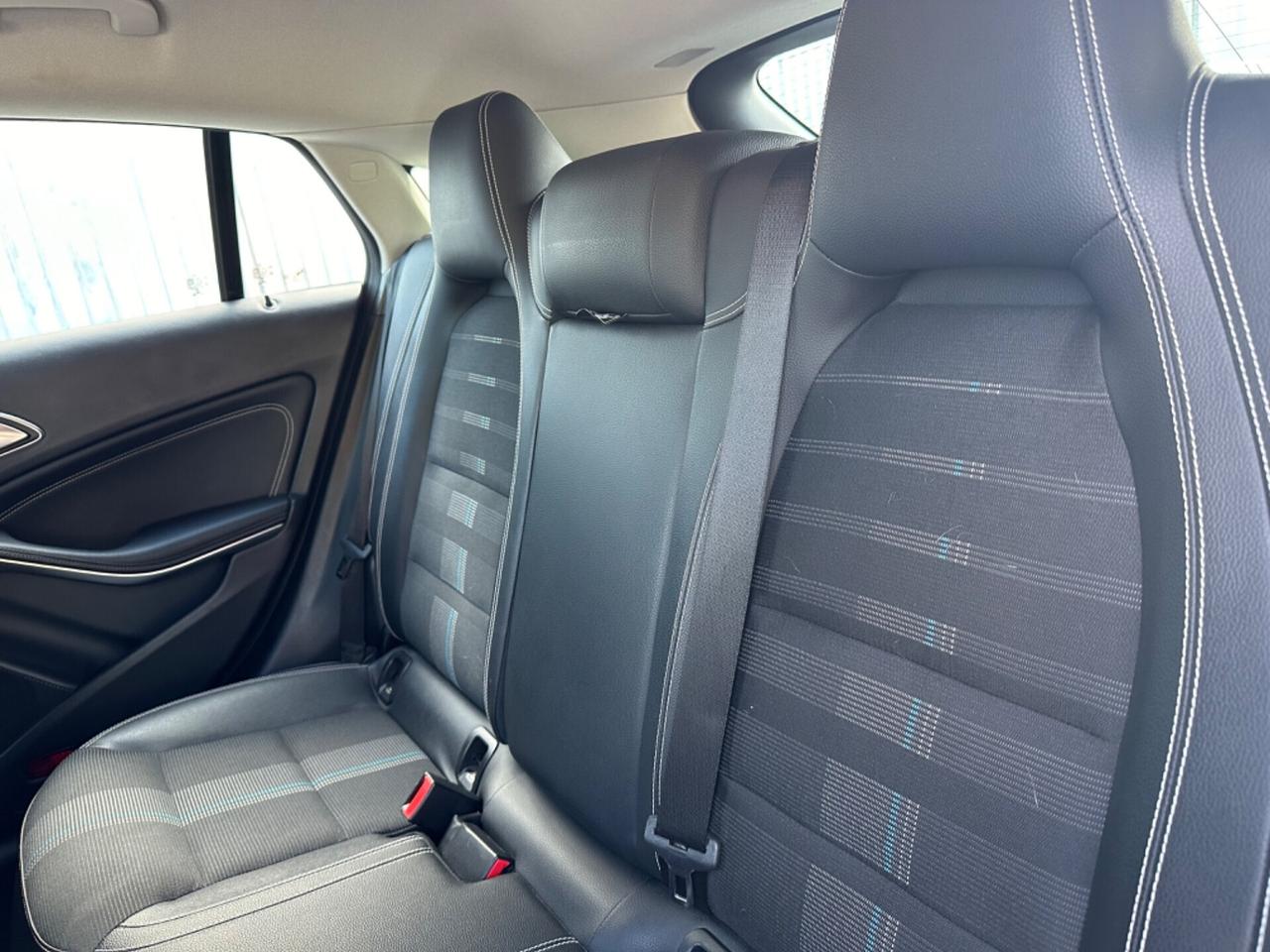 Mercedes-benz CLA 200 D shooting break premium