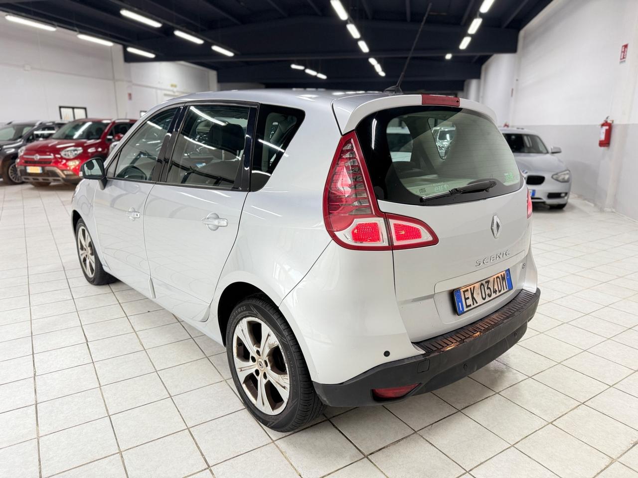 Renault Scenic Scénic X-Mod 1.9 dCi 130CV Luxe