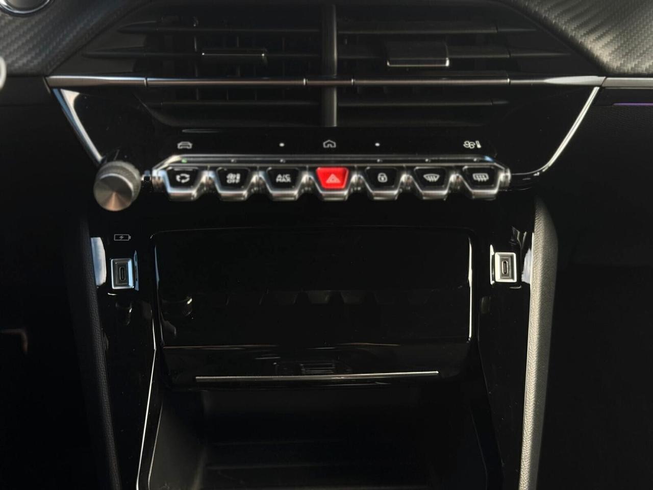 Peugeot 2008 PureTech 130 S&S EAT8 GT