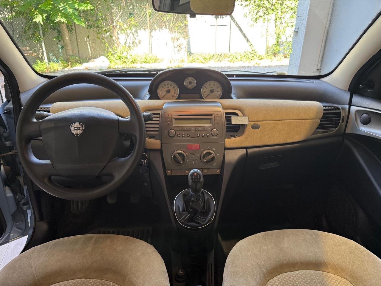 Lancia Ypsilon 1.2 benzina