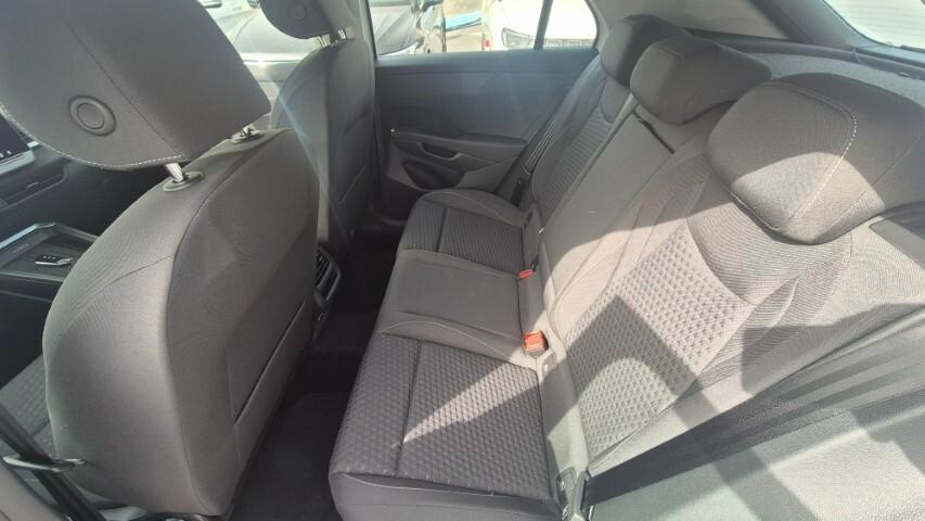 Volkswagen T-Roc 1.5 eTSI ACT DSG Life - KMO 2026