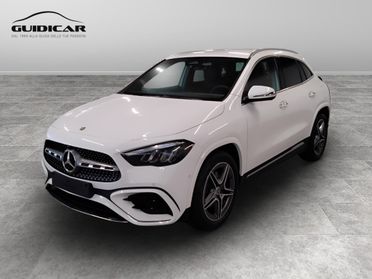 Mercedes-Benz GLA 180 d Automatic