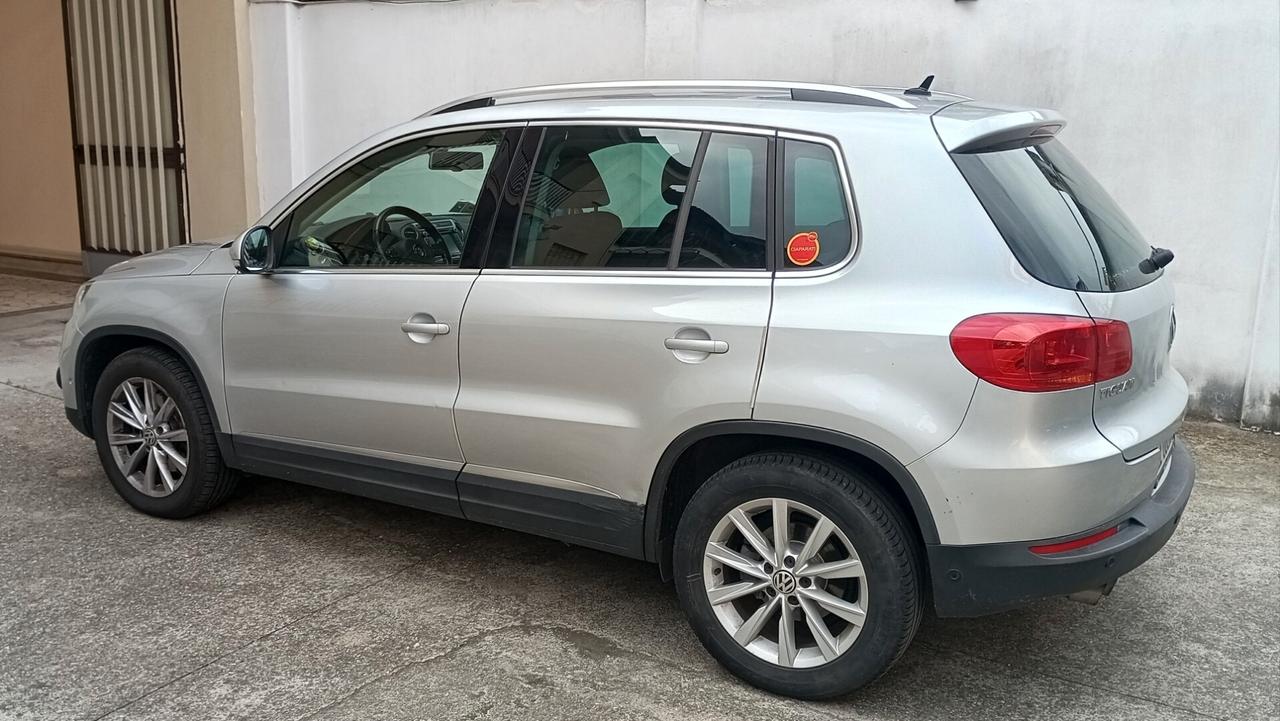Volkswagen Tiguan 2.0 TDI 140 CV Sport & Style BlueMotion Technology unico proprietario
