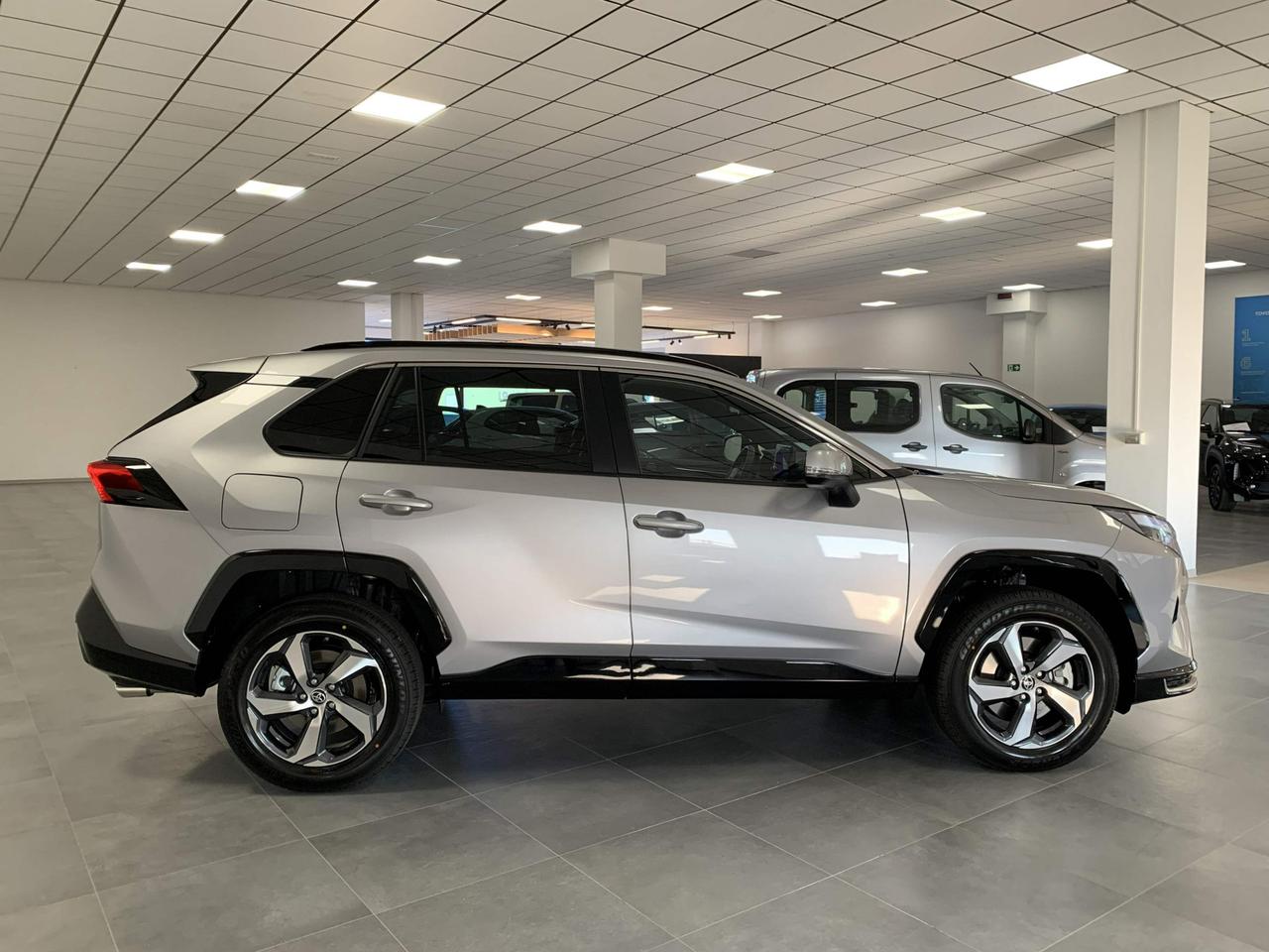 Toyota Rav4 2.5 vvt-ie phev More Dynamic awd-i