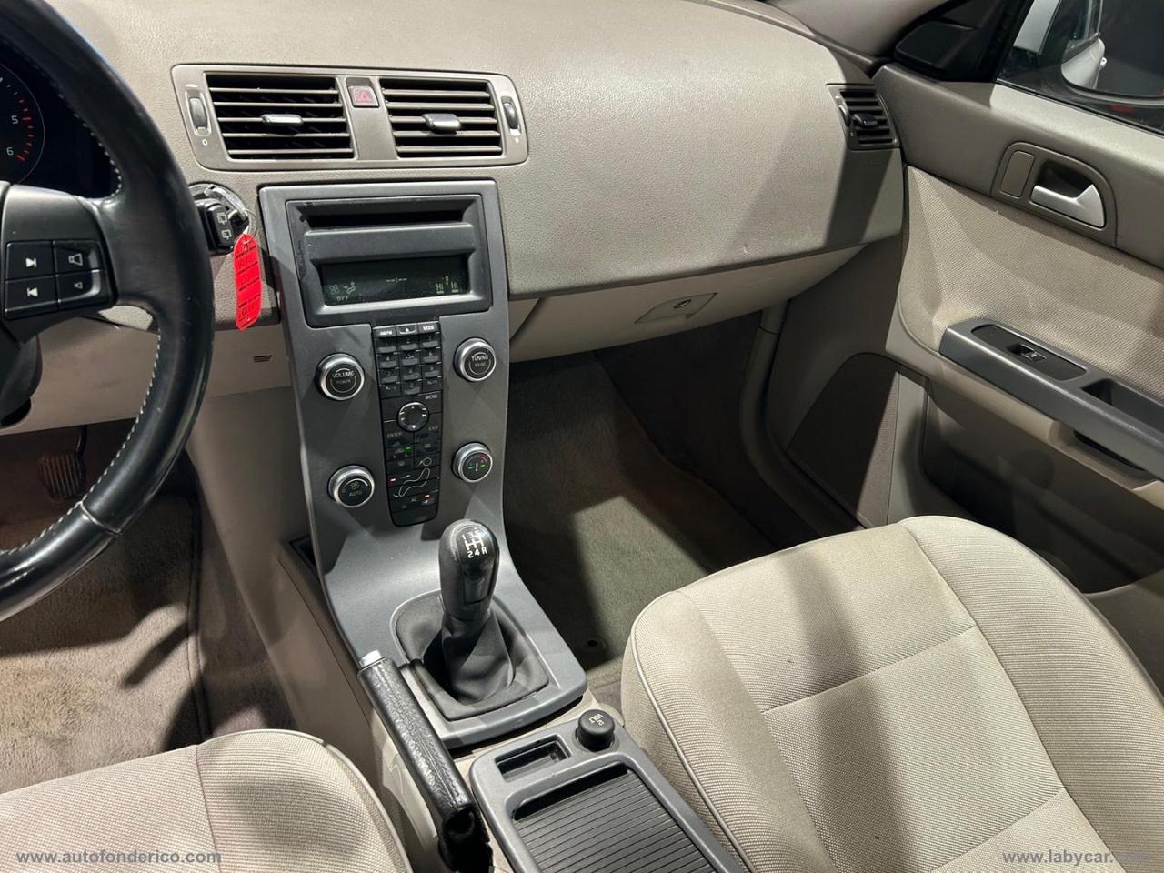 VOLVO V50 1.6 DRIVe R-design