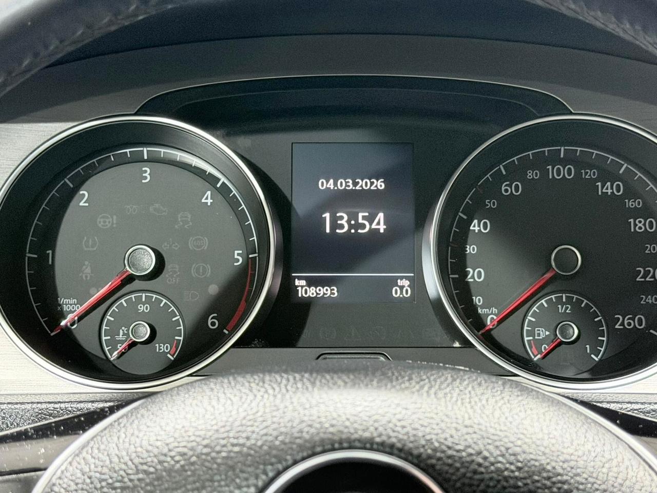 VOLKSWAGEN GOLF 1.6TDI 110CV 5P 2017 105.000km