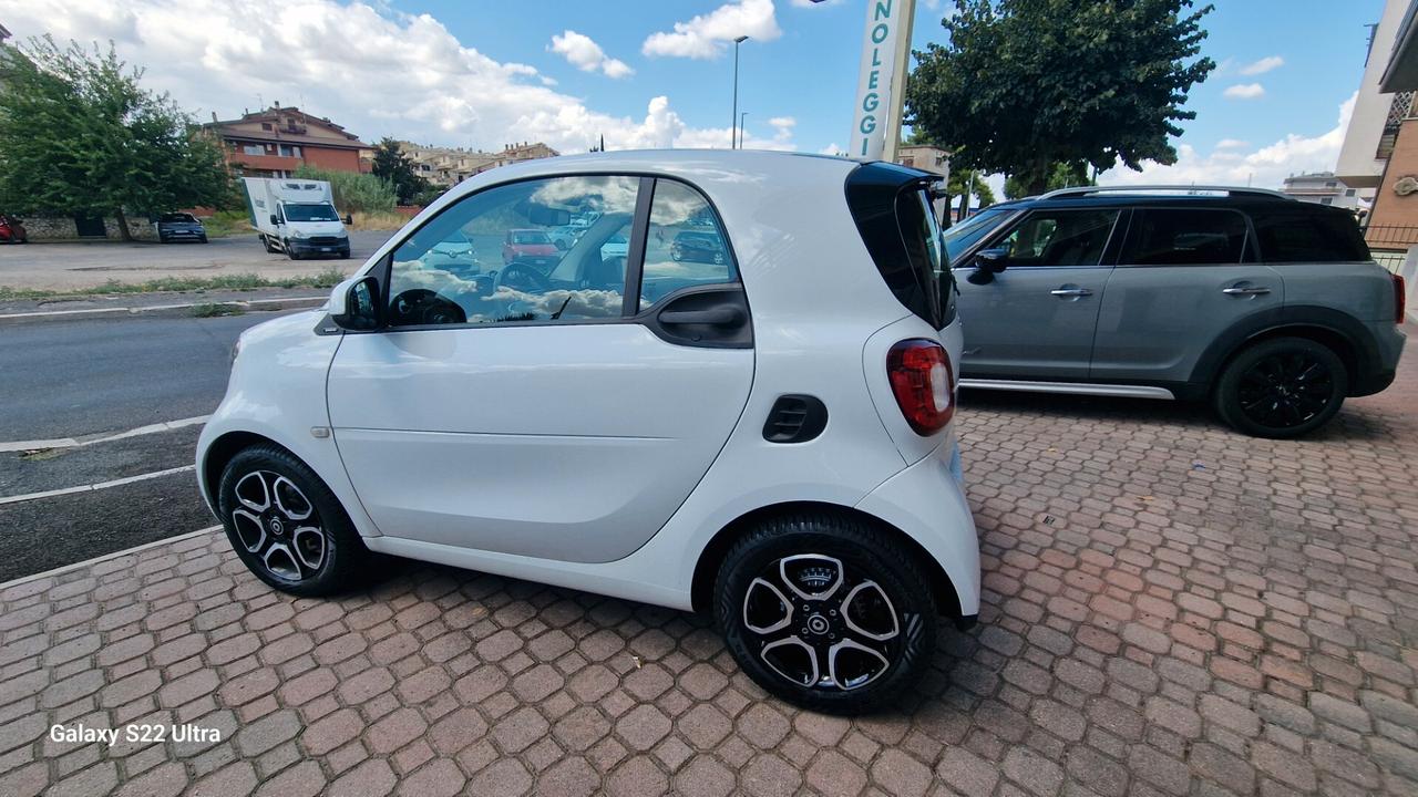 Smart ForTwo 90 0.9 Turbo twinamic PASSION * LED+ PANORAMA*