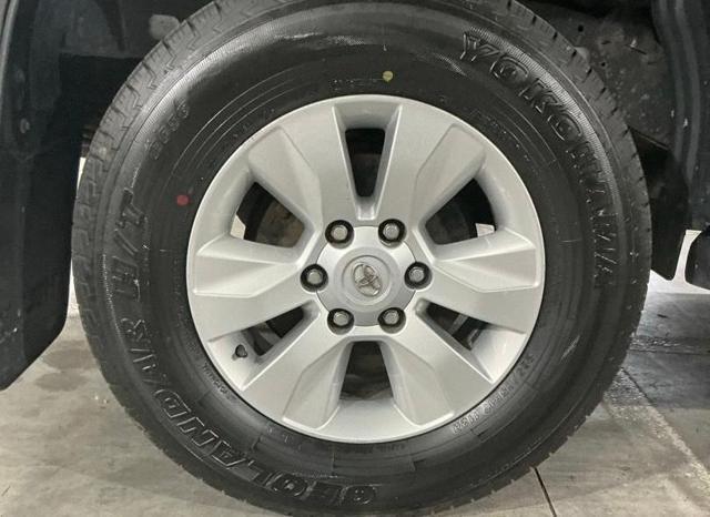 TOYOTA Hilux 2.4 D-4D 2WD 4 porte Double Cab Lounge
