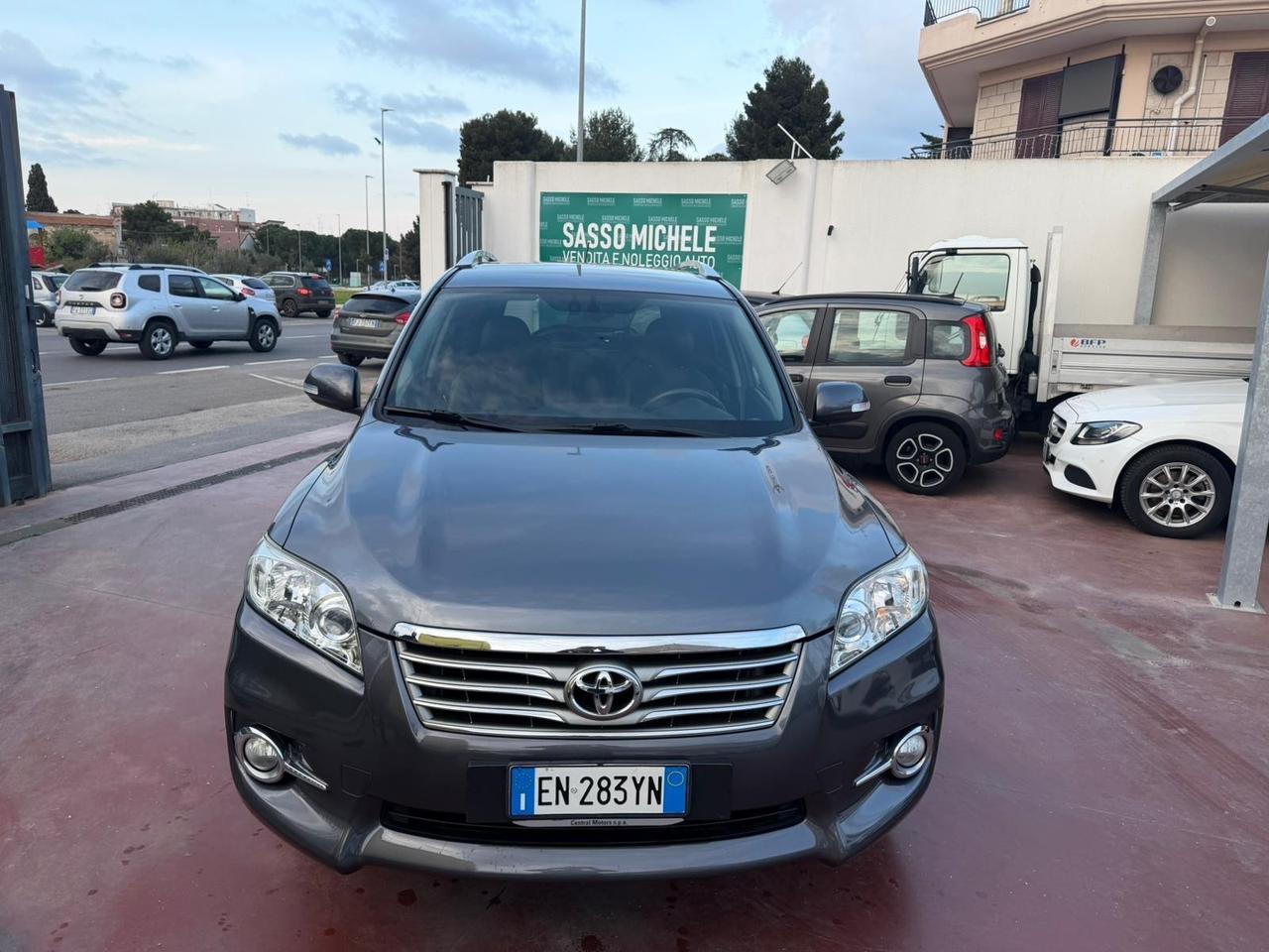 Toyota RAV 4 RAV4 2.2 D-4D 150 CV Lounge