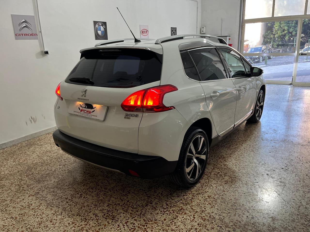 Peugeot 2008 1.6 e-HDi 92 CV Stop&Start Allure