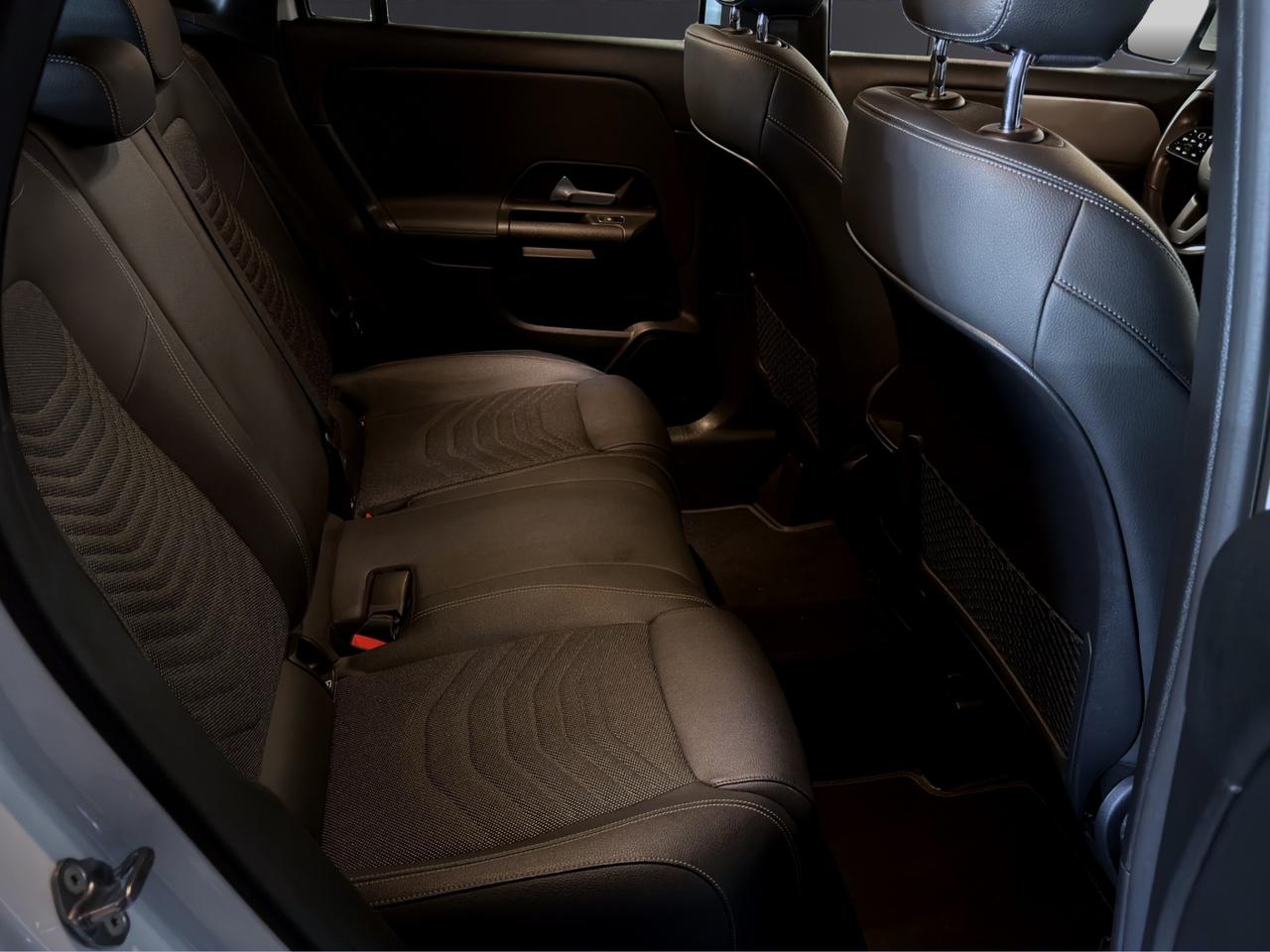 Mercedes GLA 250 e phev (eq-power) COME NUOVA - GOMME NUOVE