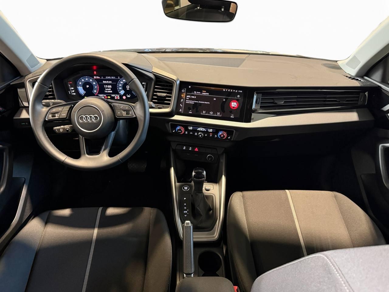 AUDI A1 II 2019 Sportback - A1 Sportback 25 1.0 tfsi s-tronic