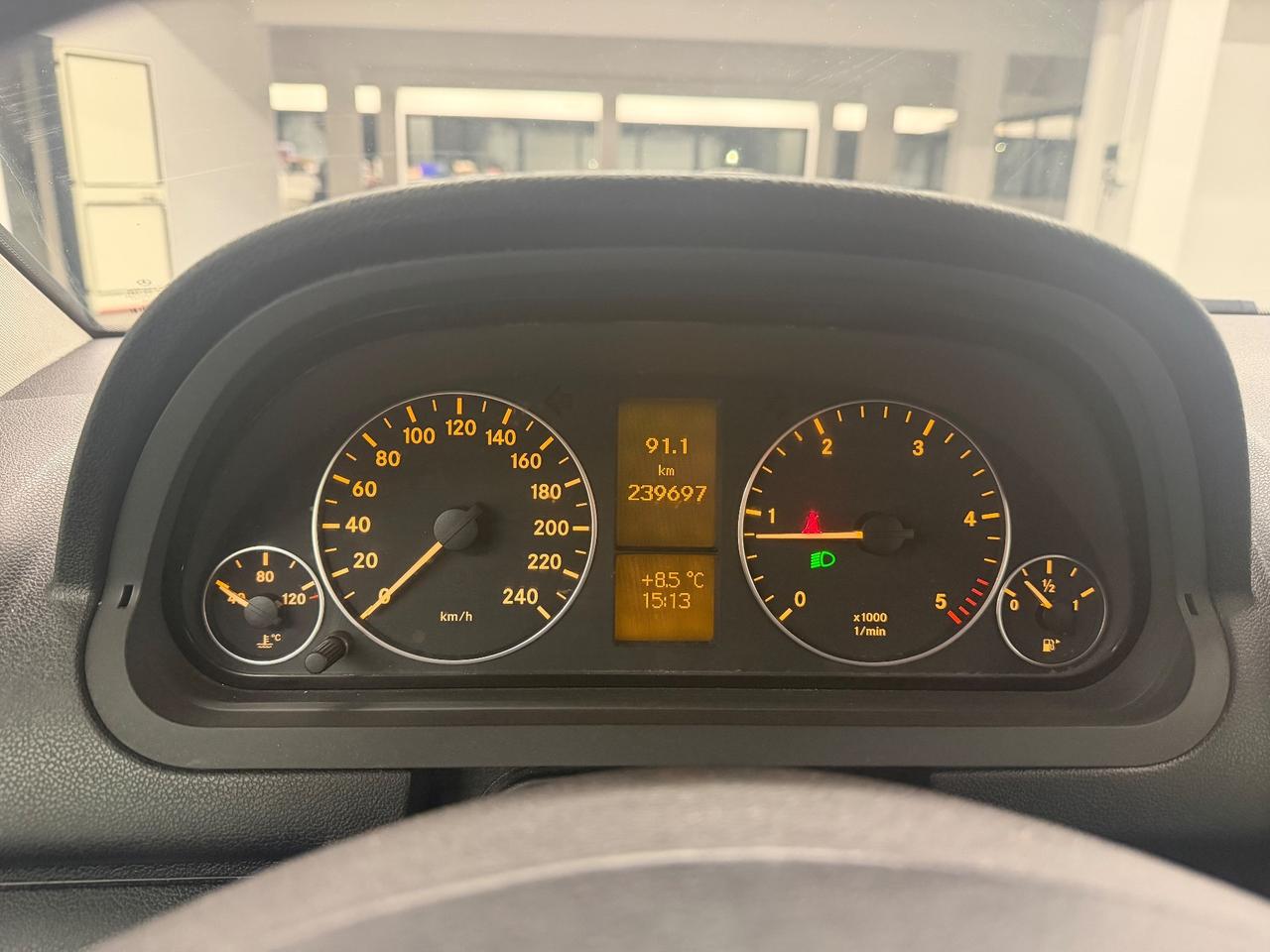 Mercedes-benz A 160 CDI BlueEFFICIENCY Avantgarde