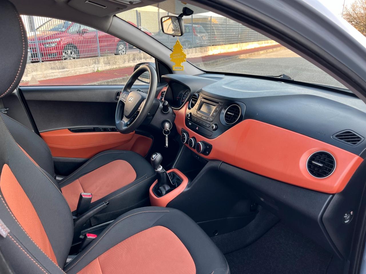 Hyundai i10 1.0 MPI STYLE ADATTA AI NEOPATENTATI UNICO PROPRIETARIO