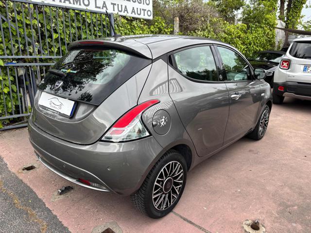 LANCIA Ypsilon 1.2 69 CV 5 porte GPL Ecochic Gold