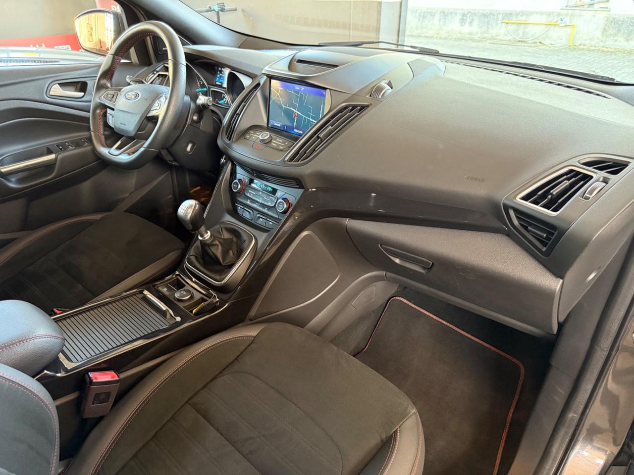 Ford Kuga 1.5 EcoBoost 120 CV S&S 2WD ST-Line