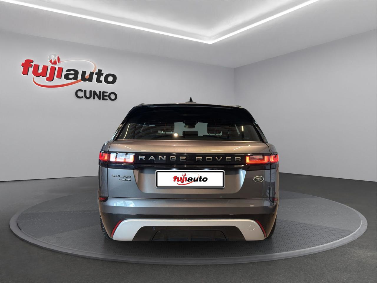 Land Rover Range Rover Velar 2.0 i4 R-Dynamic