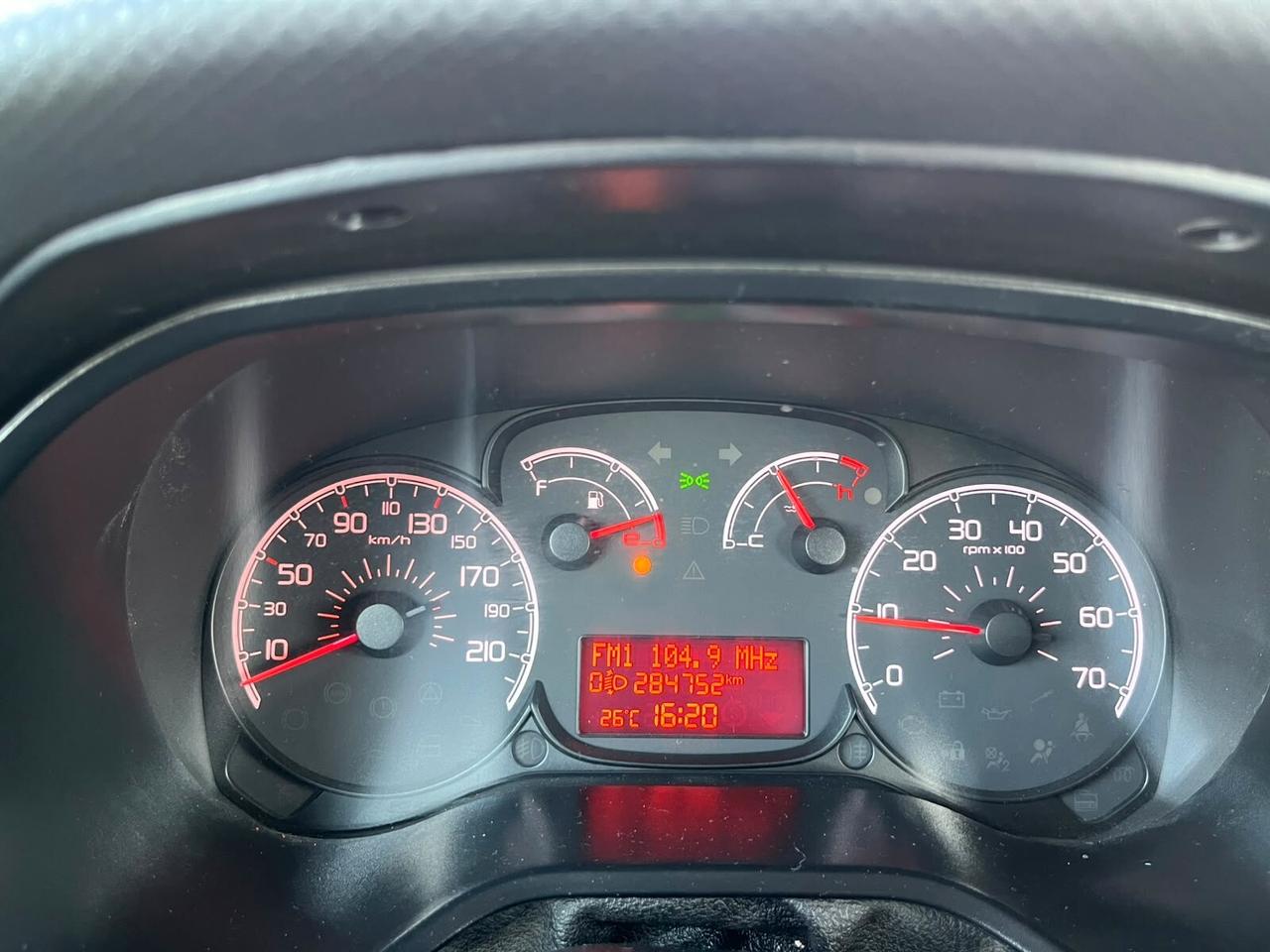 Fiat Doblo 1.6 Diesel 105 cv MJT Autocarro 5 Posti