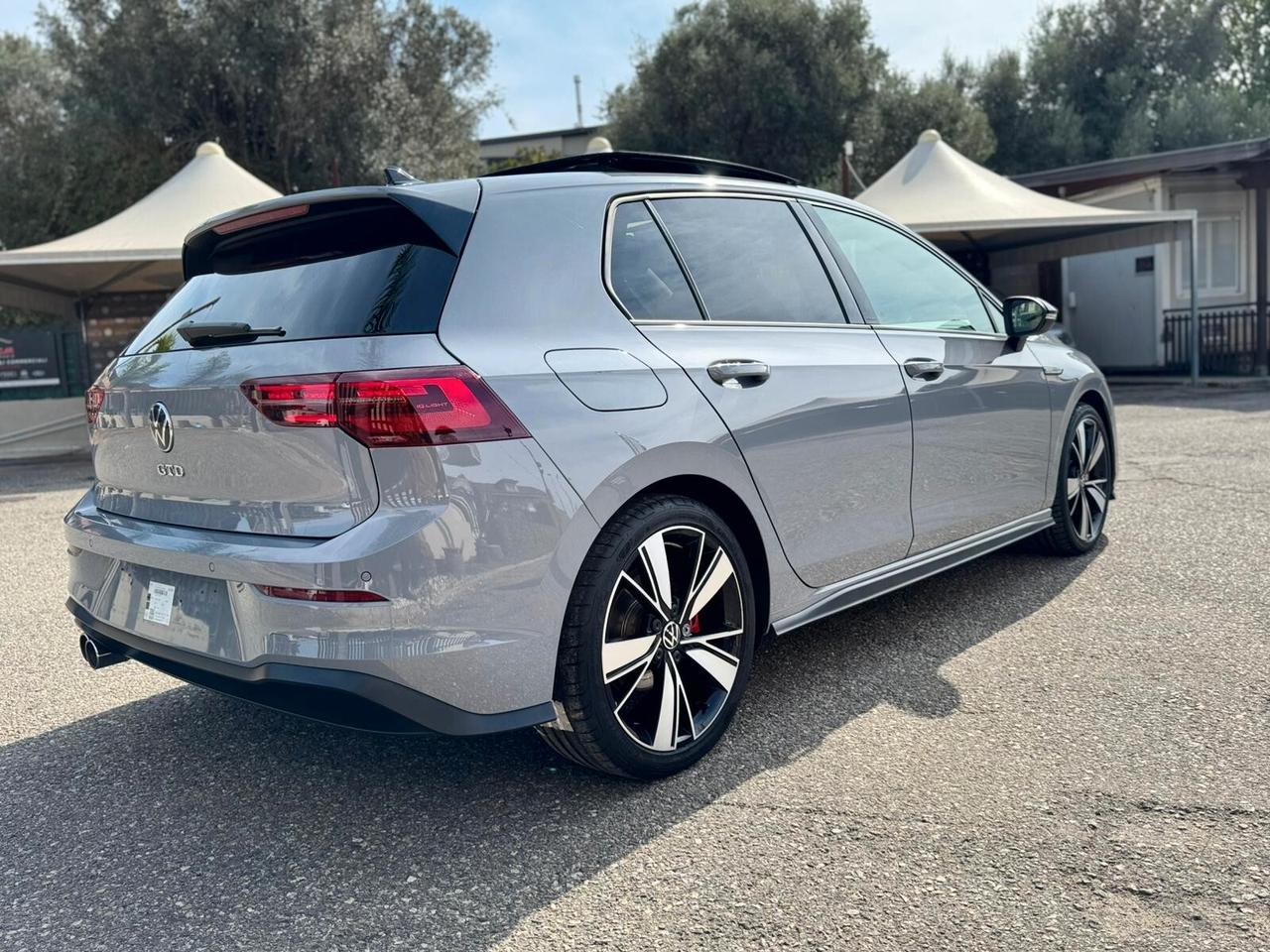 Volkswagen Golf 2.0 TDI GTD DSG full