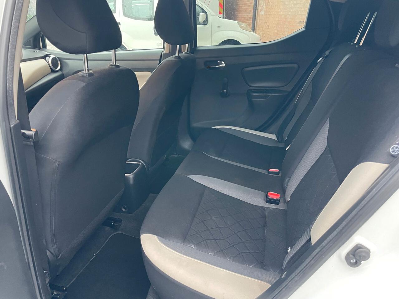 Nissan Micra 1.5 Diesel 90 cv- N-Connecta