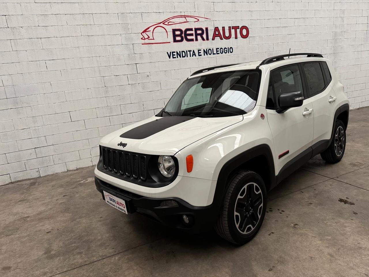 Jeep Renegade 4WD (4×4)Active Drive Low Trailhawk