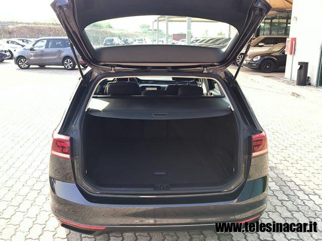 VOLKSWAGEN Passat Variant 1.6 TDI SCR DSG Business BMT