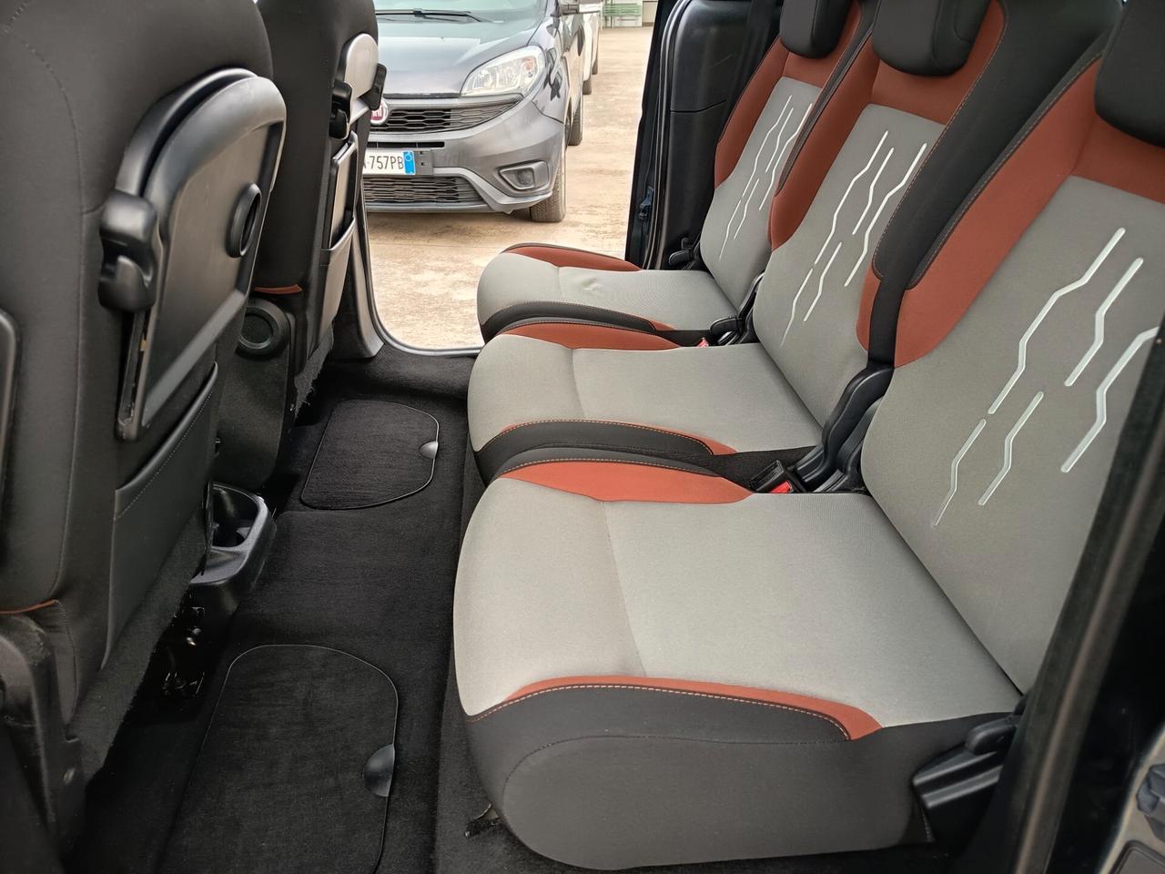 Peugeot Partner Tepee BlueHDi 100 Active