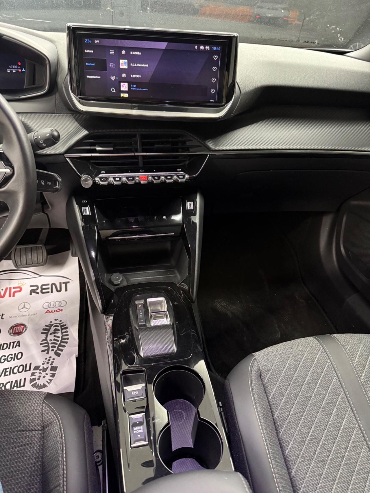 Peugeot 2008 BlueHDi 130 S&S EAT8 Allure