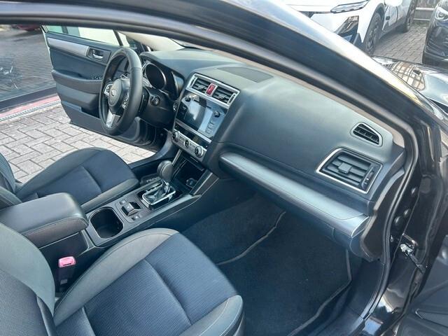 Subaru OUTBACK 2.0d Lineartronic Style