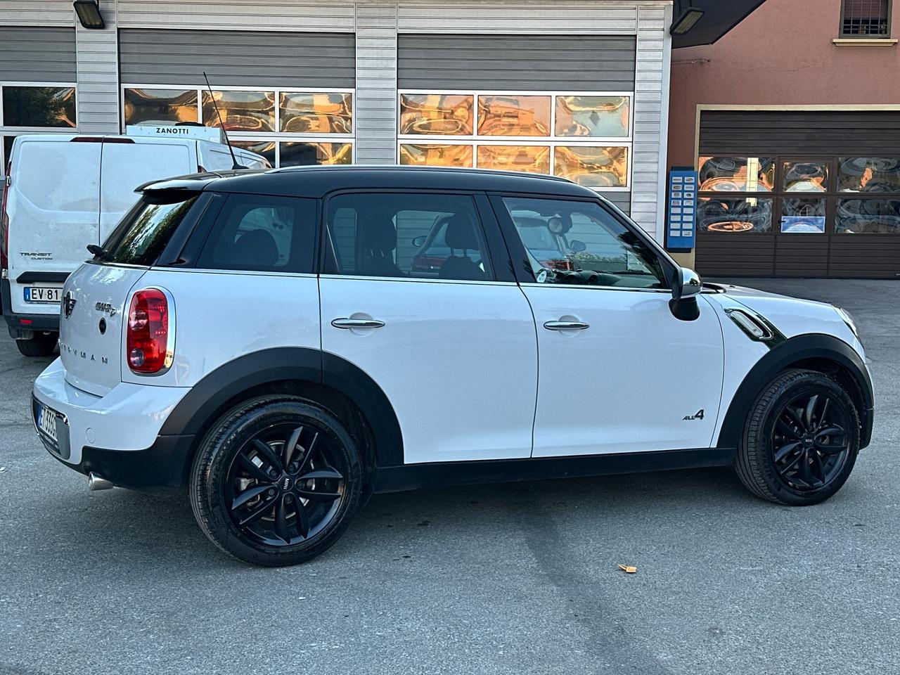 Mini Cooper Countryman 1.6 D ALL4 Tetto panoramico