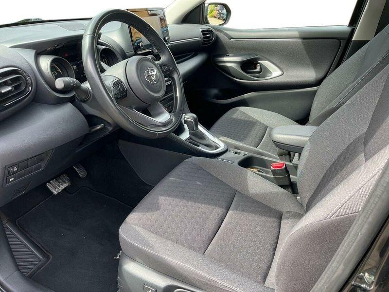 Toyota Yaris Hybrid Trend MY22