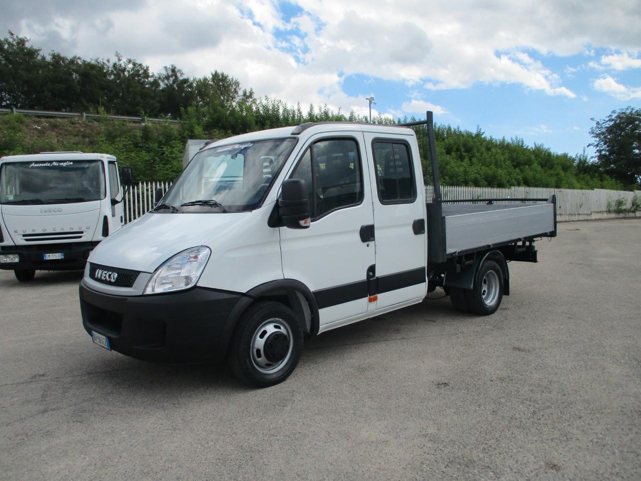 Iveco Daily 35C11 2.3 110CV DOPPIA CABINA 7P RIBALTABILE TRIL