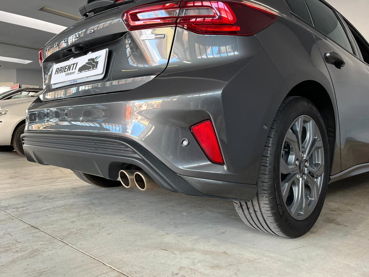 Ford Focus 1.0cc HYBRID 125cv ST-LINE C/AUTOMATICO