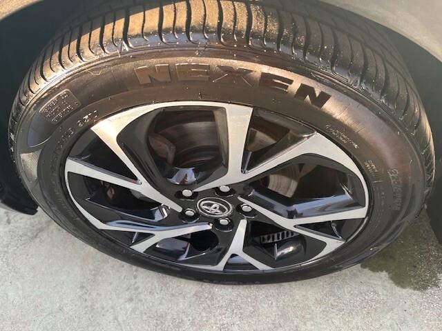 TOYOTA CH- R IBRIDA AUTOMATICA !