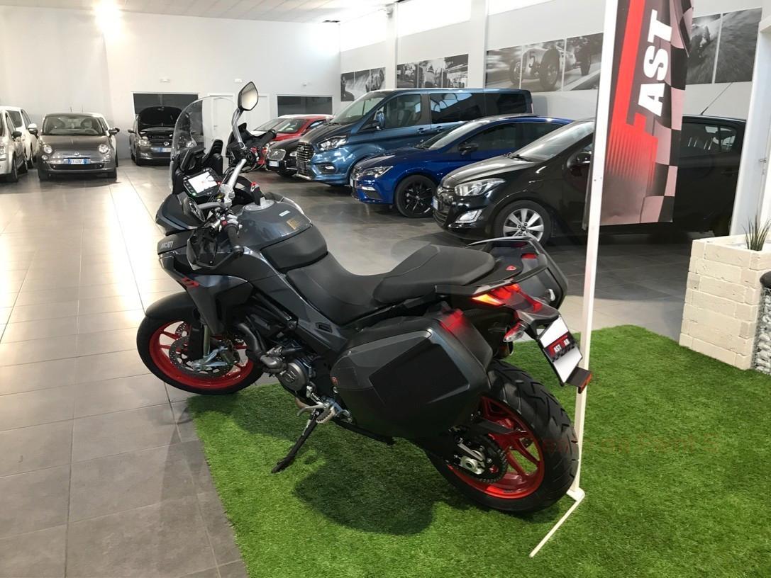 Ducati Multistrada 950 V2S TRAVEL