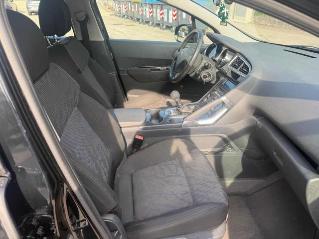 PEUGEOT 3008 1.6 HDi 112CV Tecno senza nessun lavoro da fare
