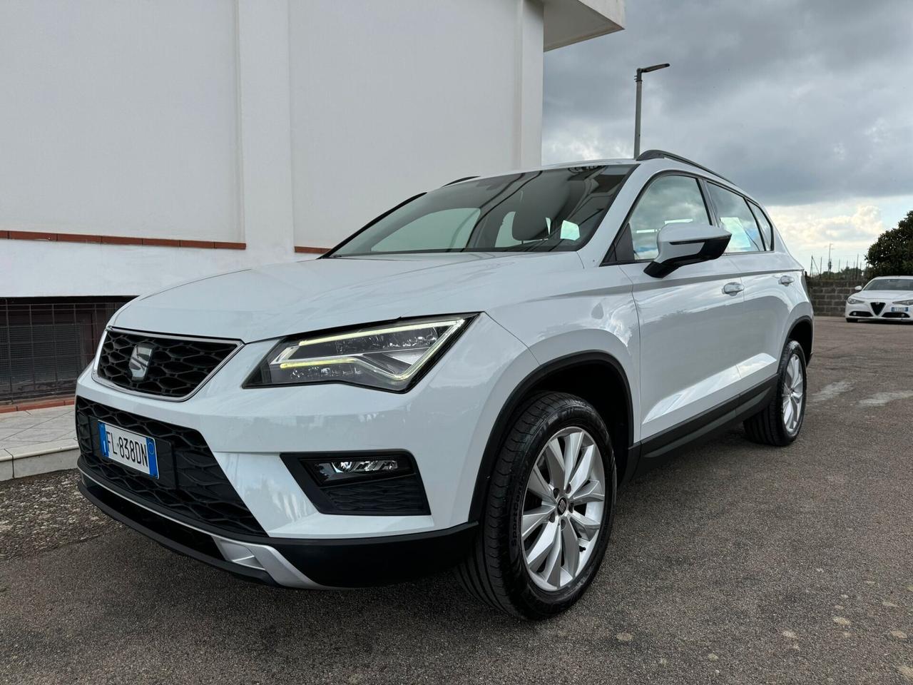 Seat Ateca 1.6 TDI FARI FULL LED, RetroCamera