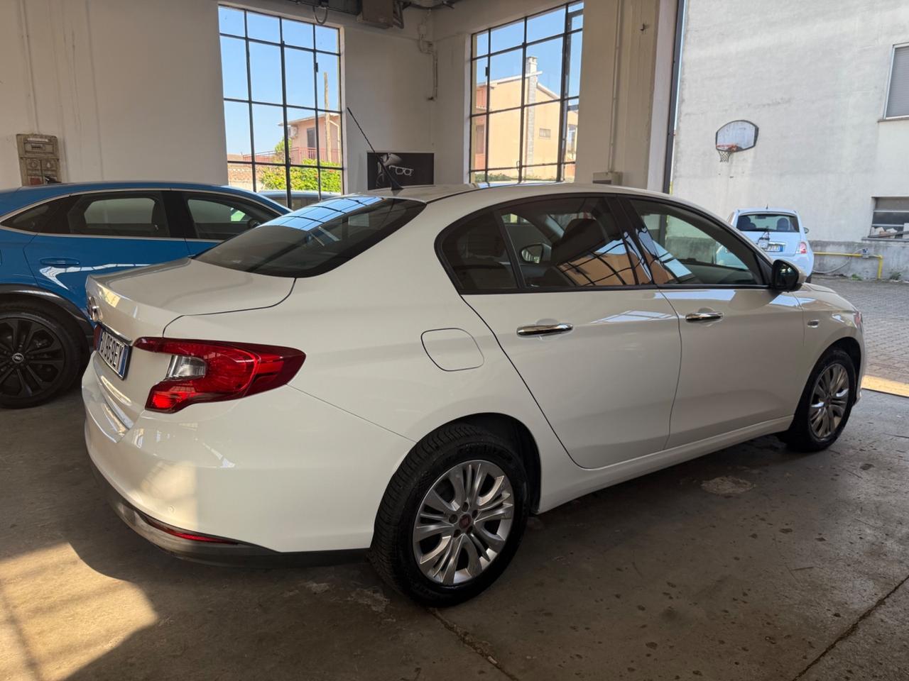 Fiat Tipo 1.4 4 porte Easy UNICOPROP DISTRIB E FRIZ NUOVE