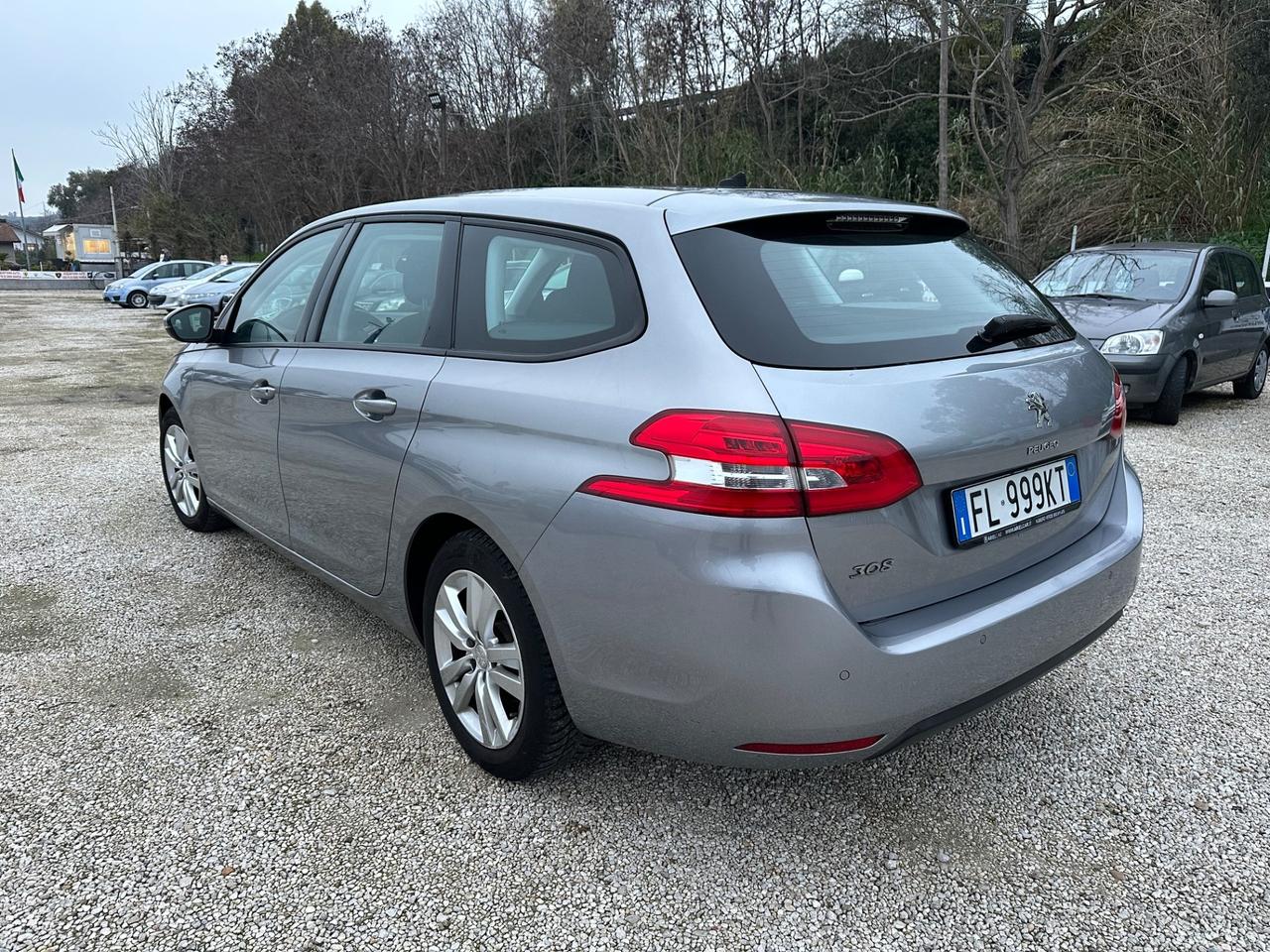 Peugeot 308 BlueHDi 100 S&S SW Access